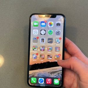 iPhone XS back cracked